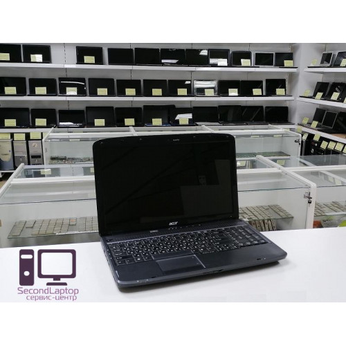 б/у Ноутбук Acer Aspire 5735Z-322G32Mi (LX.ATR0X.181)
