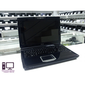 б/у Ноутбук Asus ROG G51J (90NYLB762W1364VDC3AY)