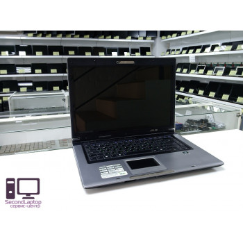 б/у Ноутбук Asus X50C (90NRMY2392135AMC806Y)