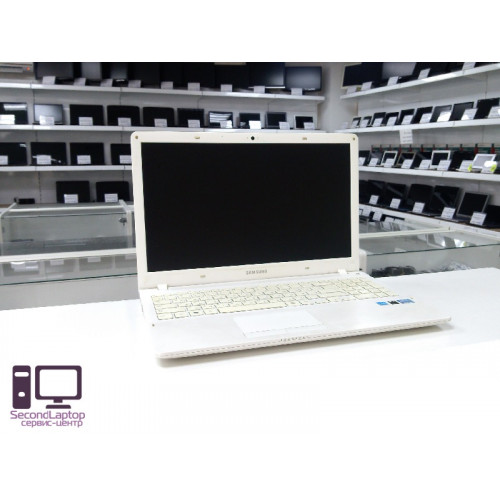 б/у Ноутбук Samsung NP370R5E-S02