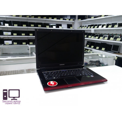 б/у Ноутбук Samsung R560-ASS0